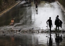 Santo Domingo, 2012. október 26. Lecsapott a Sandy hurrikán a karibi térségre. Összesen 11 ember halálát okozta, és 300 ezer embert kellett kitelepíteni lakhelyéről