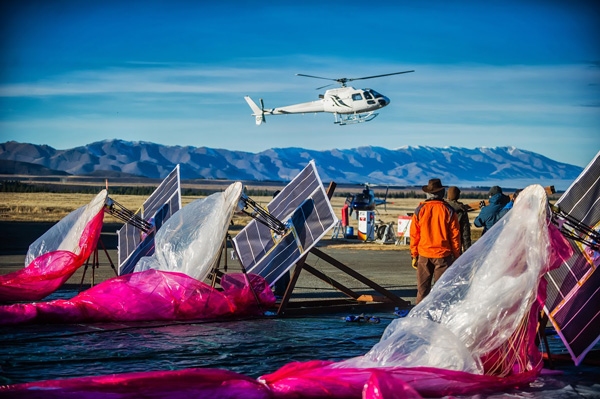 A Google Loon projektjének eszközei. Internetet mindenkinek