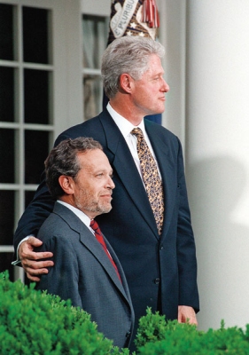 Robert Reich és Bill Clinton. Még a Yale-ről ismerik egymást