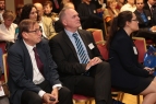 Dr. KüzdyGábor (Hungária Med-M Kft. vezető), Dr. Szabó László, Perger Alexandra (a konferencia szervezőbizottság titkára)